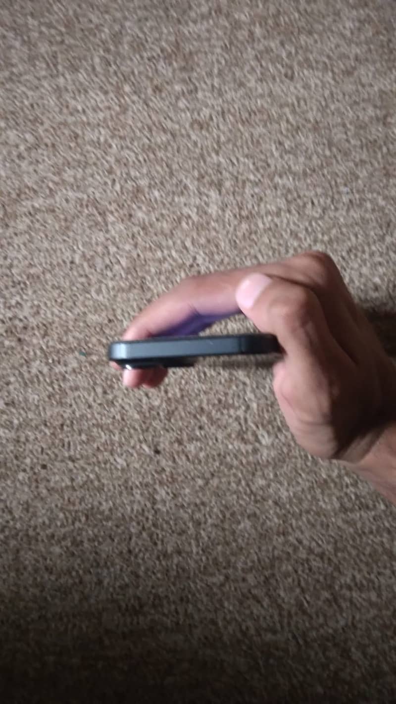 Apple iPhone 15 2