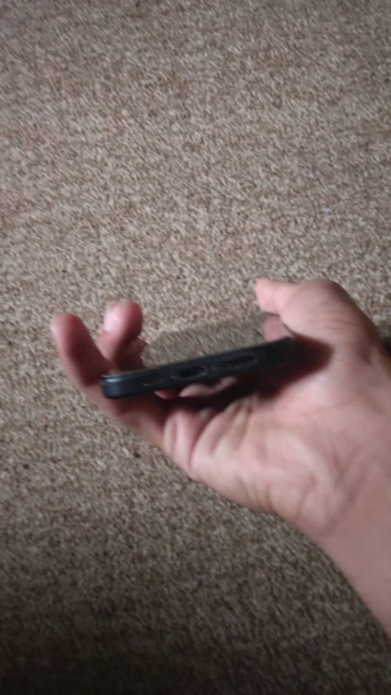 Apple iPhone 15 5