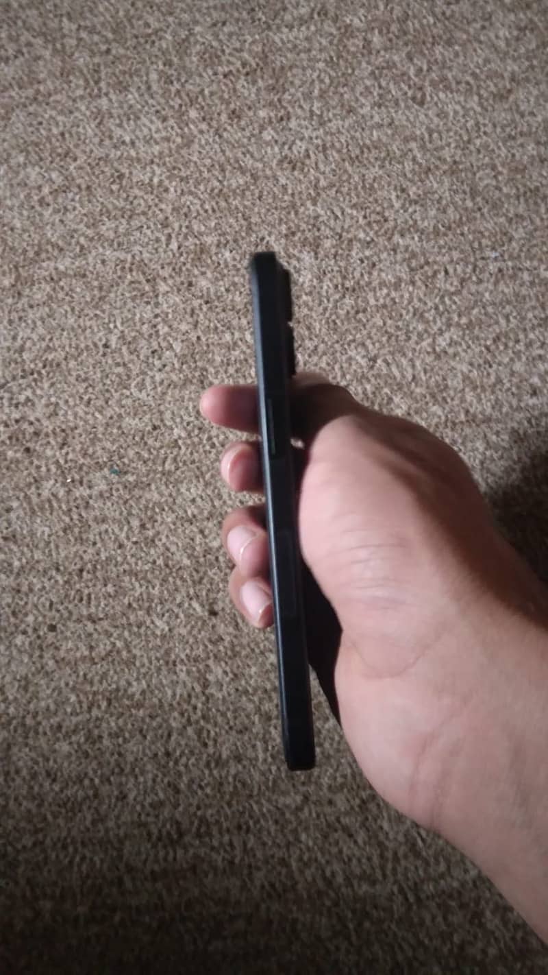 Apple iPhone 15 7