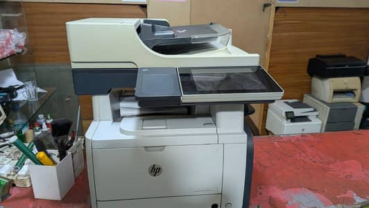 H. P laserjet MFP m525