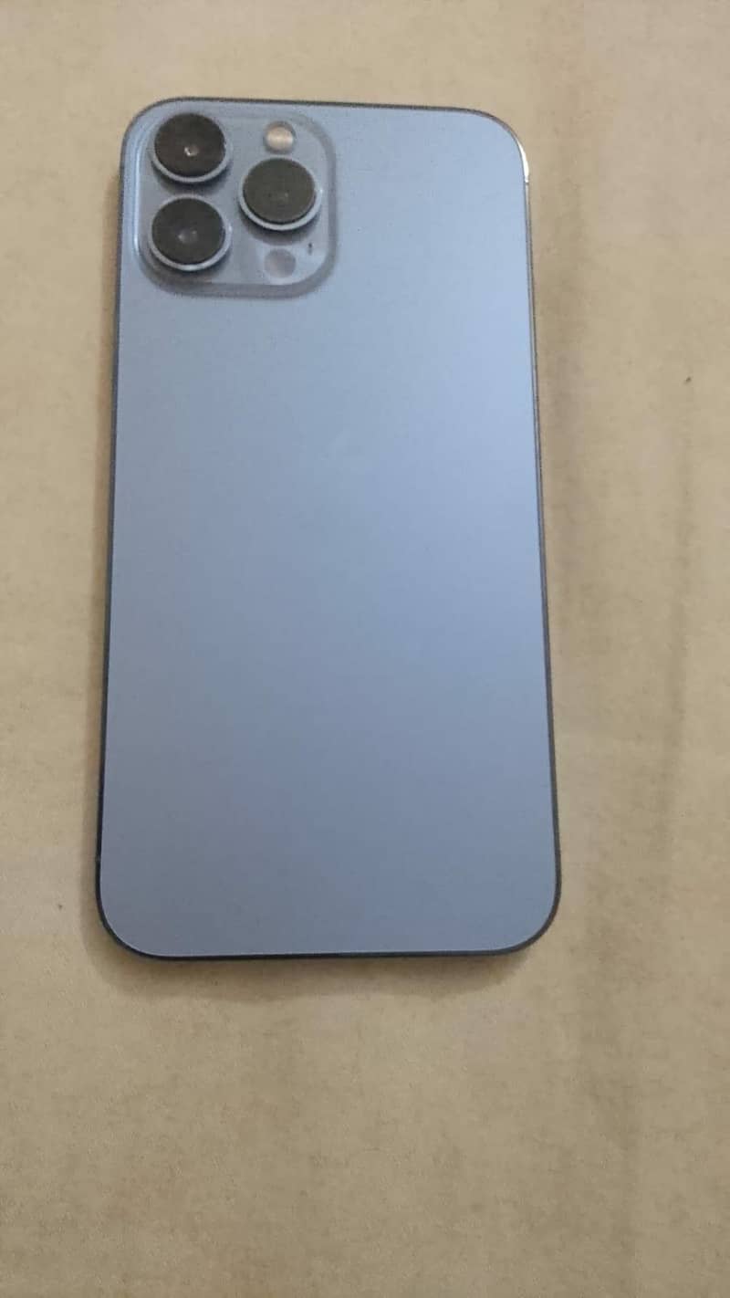 Apple iPhone 13 Pro Max 2