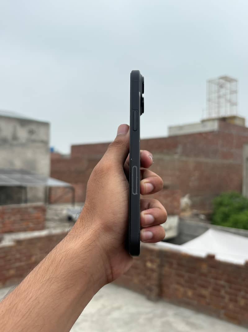 Apple iPhone 15 plus 5