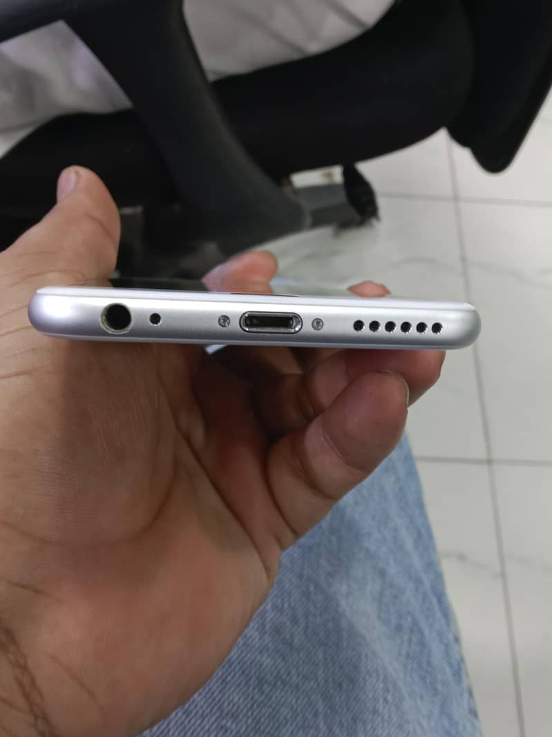 Apple iPhone 6 3