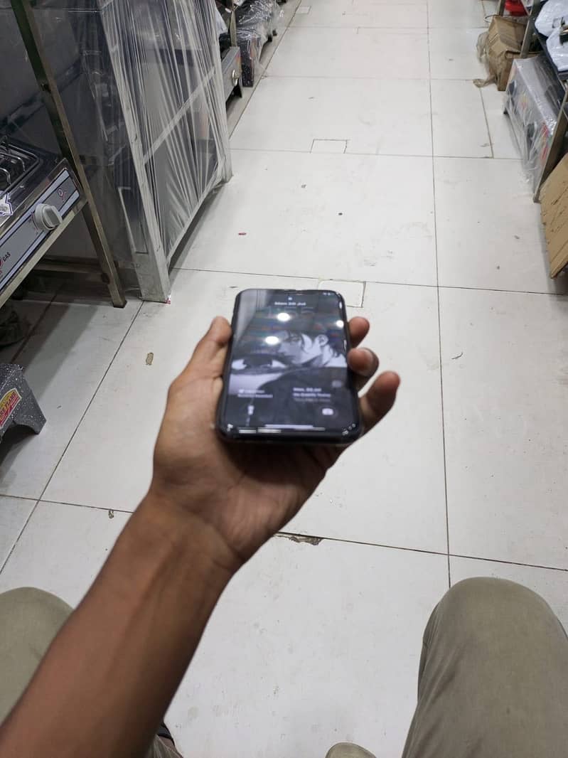 Apple iPhone 11 Pro 5