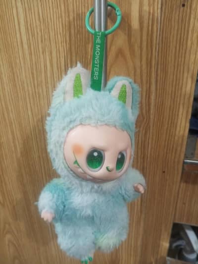 labubu doll