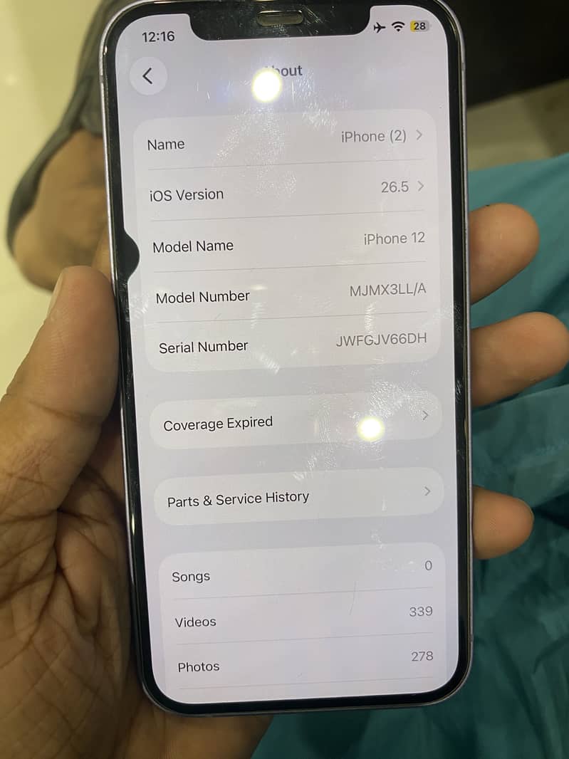 iPhone 12 0