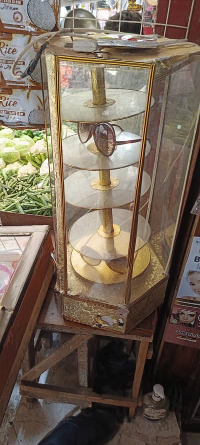 shop fashion stand for