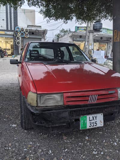 Suzuki APV 2000