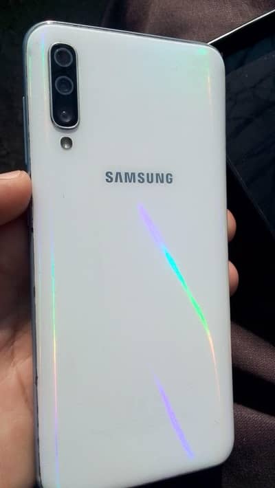 Samsung Mobile A50