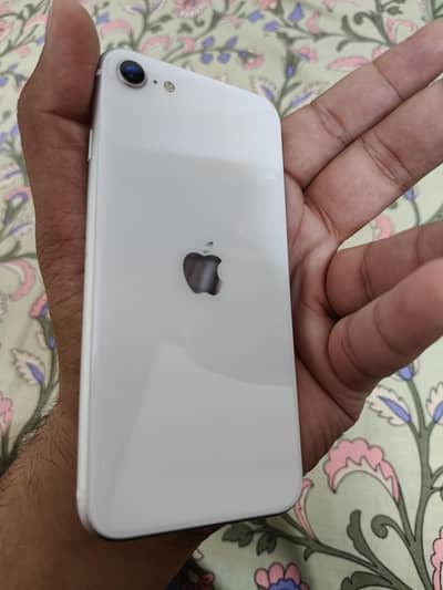 iphone SE 2022