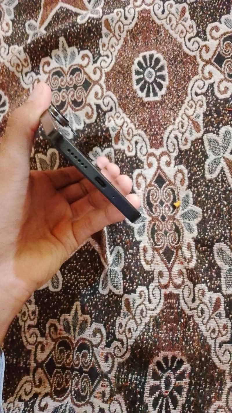 Redmi Note 13 pro 4