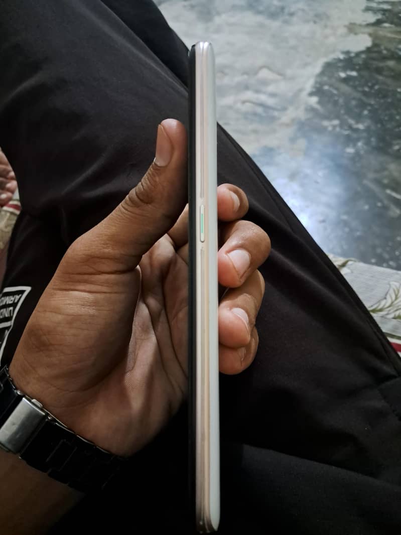 OPPO A5 1