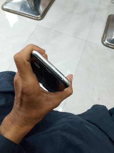 I phone 11 pro 256 Gb exchange 13 pro factoy