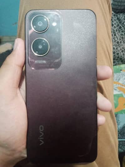 Vivo Y18