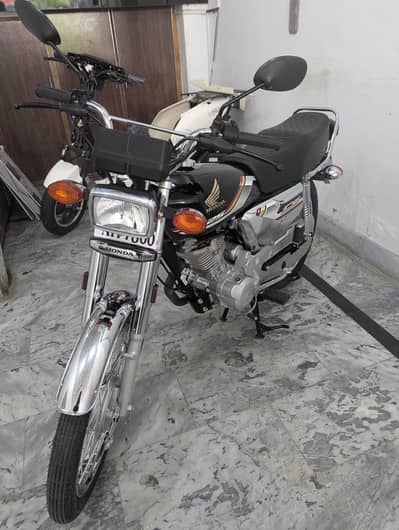 Honda 125 self start