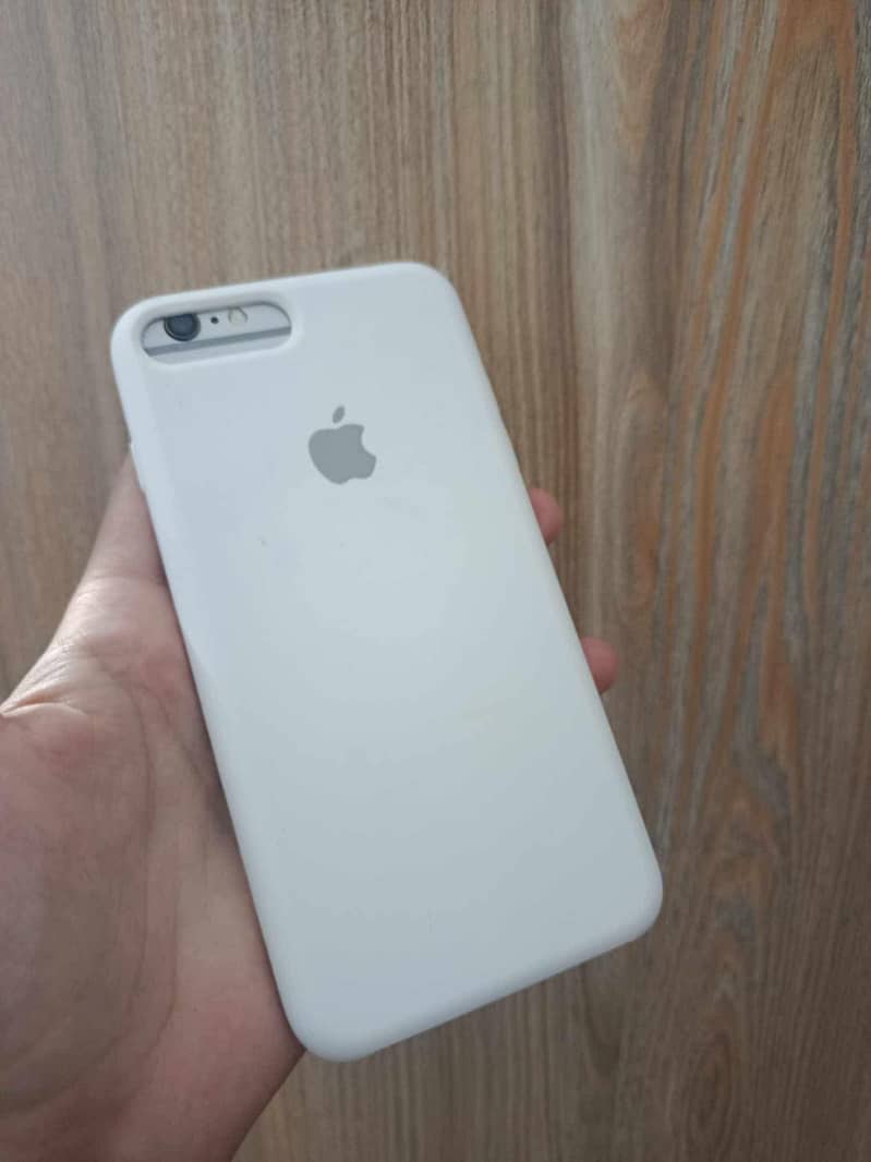 Apple iPhone 6S Plus 0