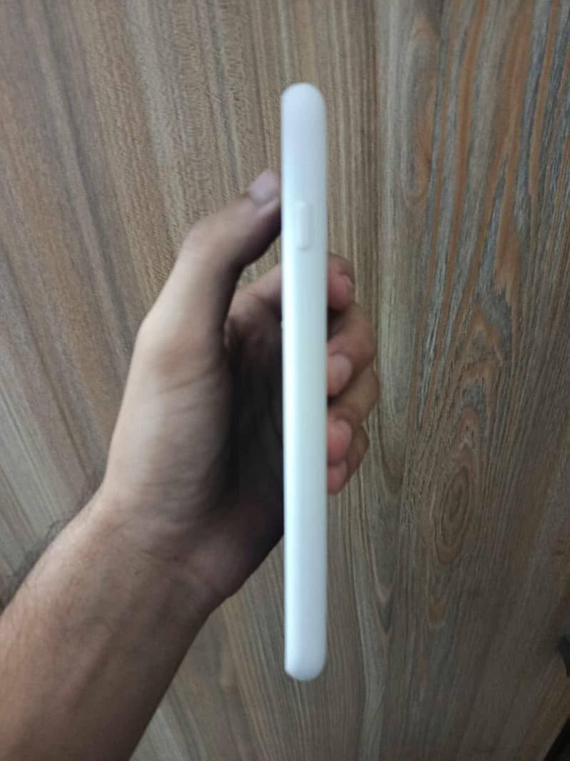 Apple iPhone 6S Plus 2
