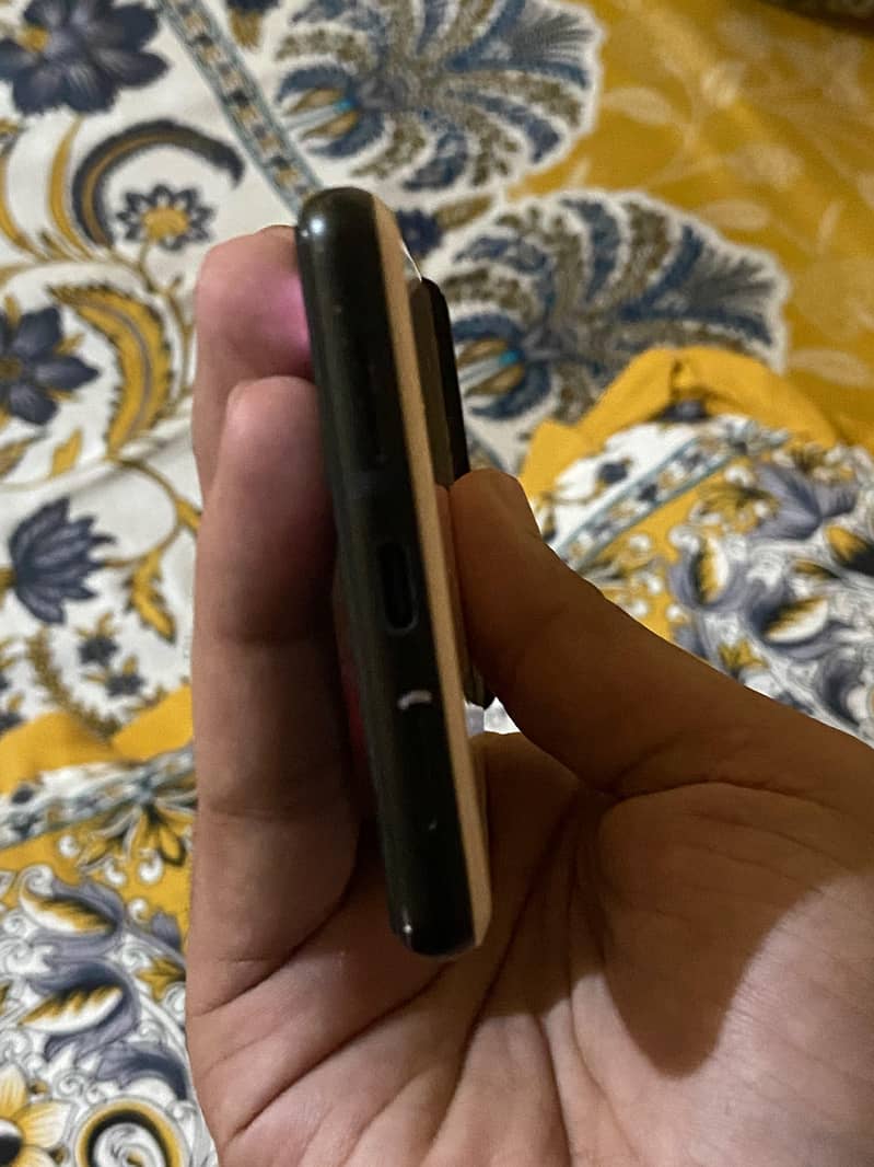 Google Pixel 6 5