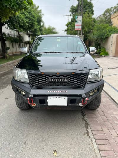 Toyota Hilux Vigo 2013 champ