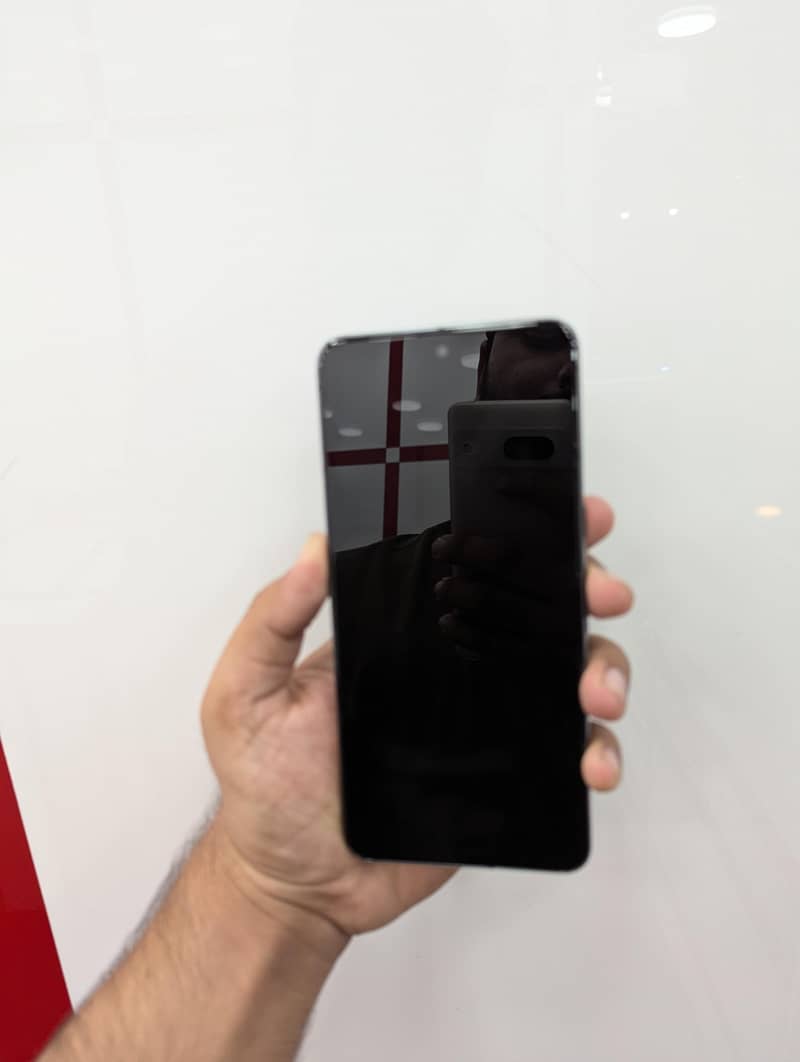 Google Pixel 8 Pro 1