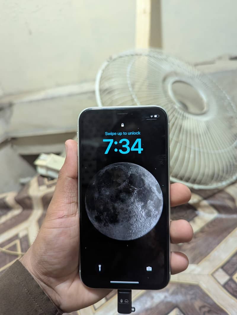 iPhone xr 4