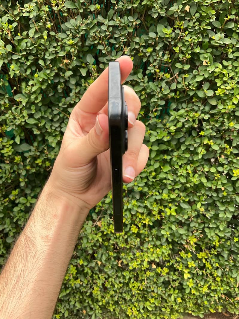 iPhone 15 pro 6