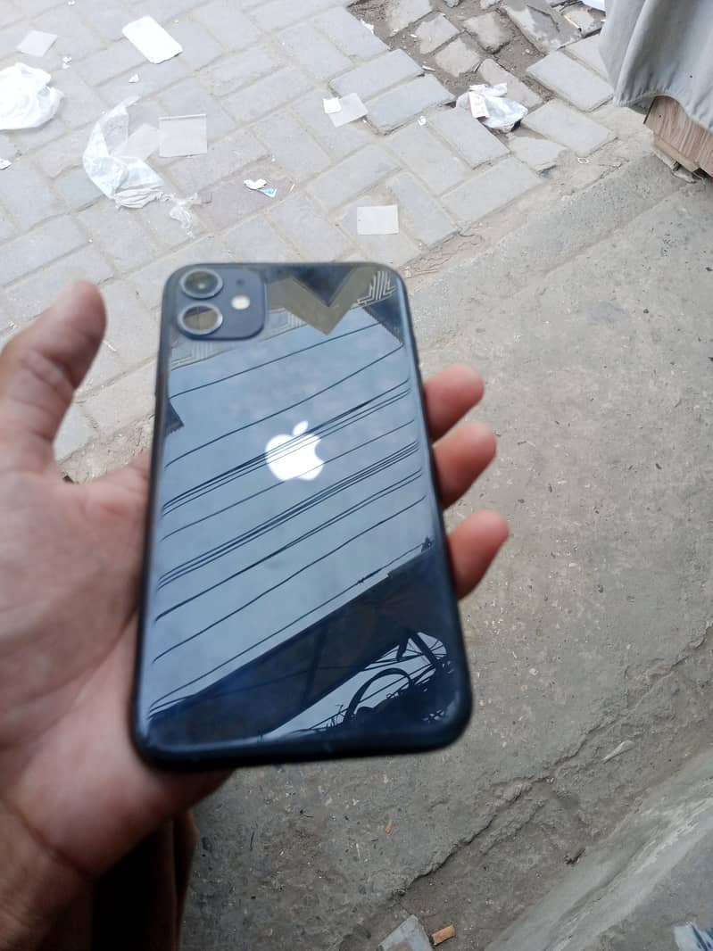 Apple iPhone 11 0