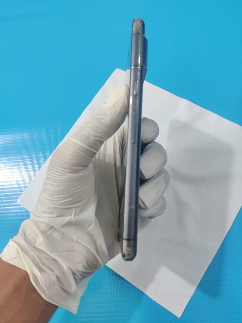 Google Pixel 7 4
