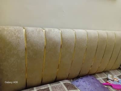 poshished bed