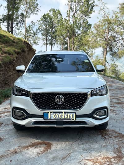 MG HS 2021