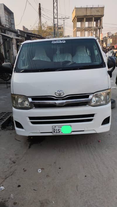 Toyota Hiace 2012 Manual Transmission For sale Urgently.