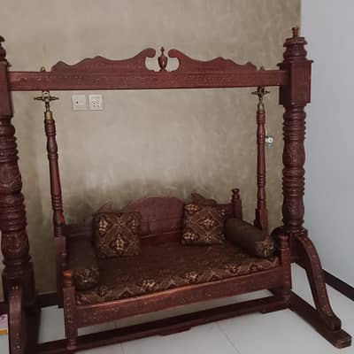 Jhula For Sale in Good Condition