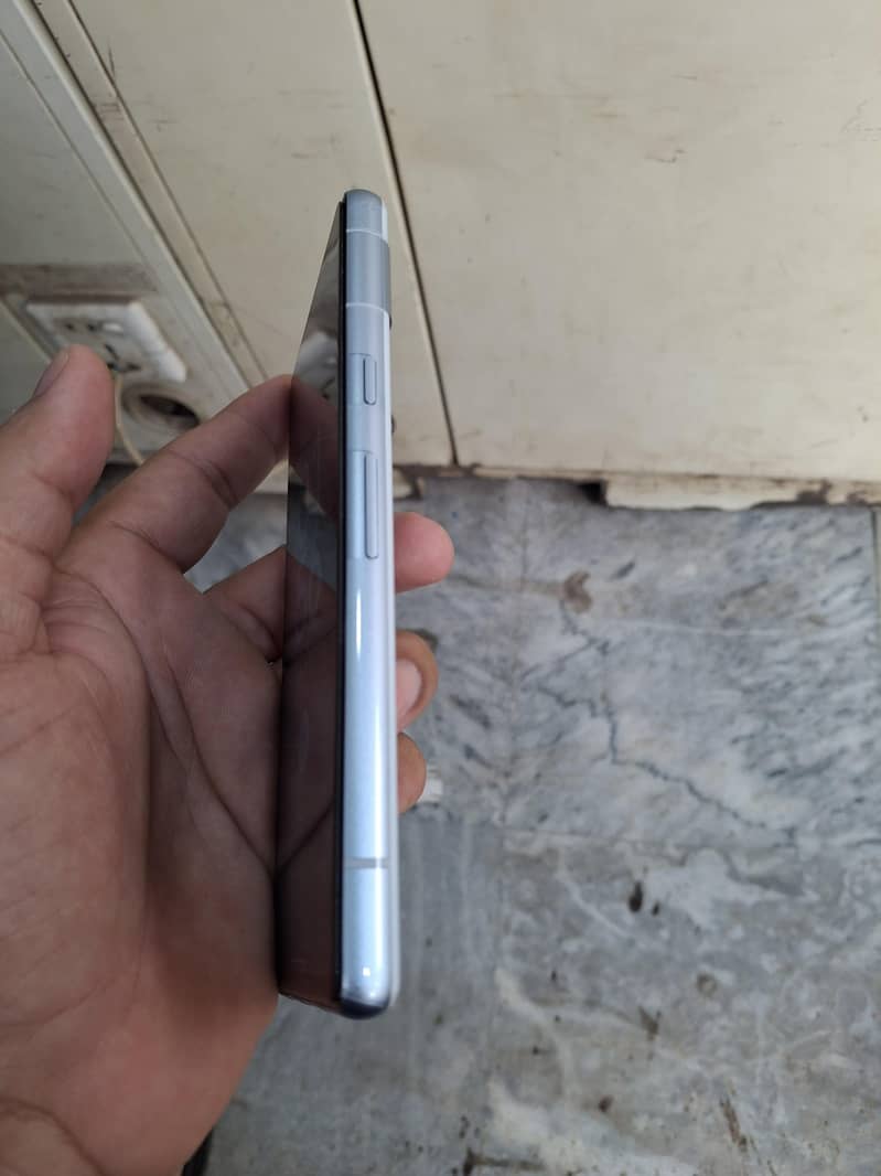 Google Pixel 7a 2