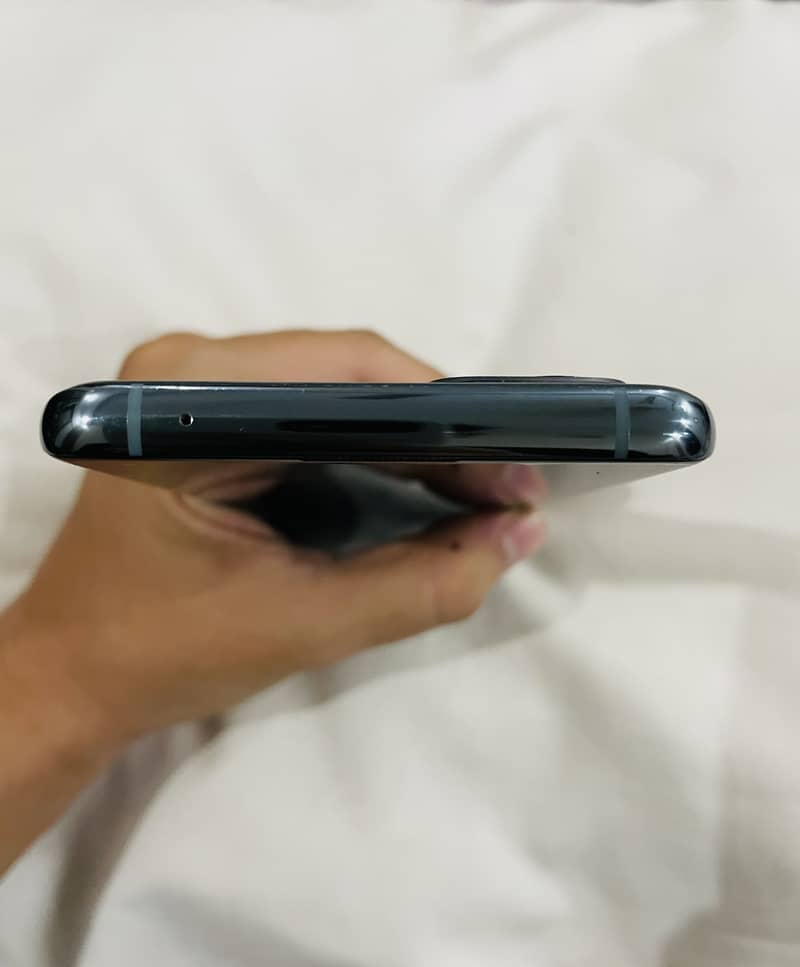 One Plus 9 Pro 8