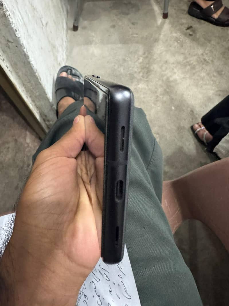 Google Pixel 7a 4