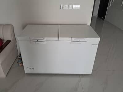 Waves Dual Door Refrigerator. Capacity 509 lits