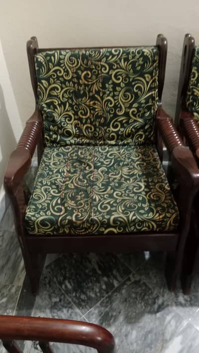 sofa for sale urgent sale 10/10 condition