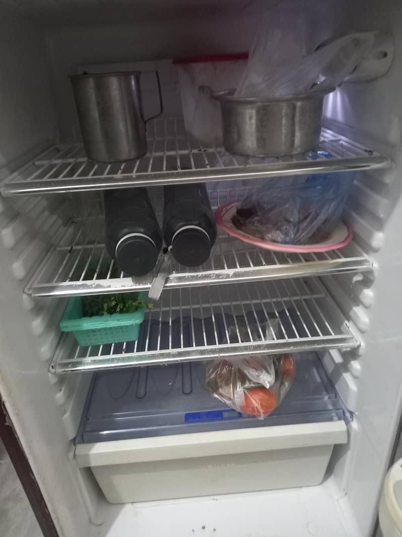 fridge 0