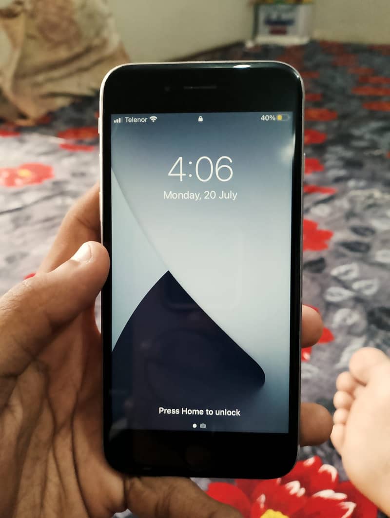 Apple iPhone 6S Plus 1