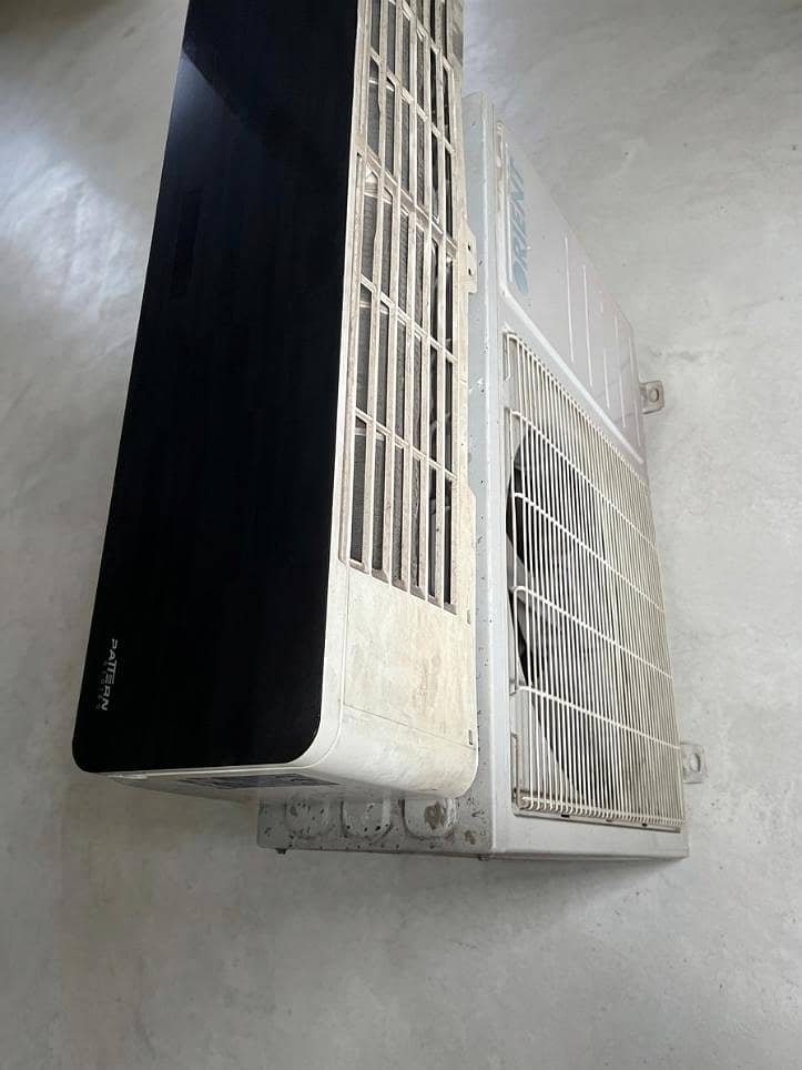 Orient Pattern Series Split AC (Black) 4