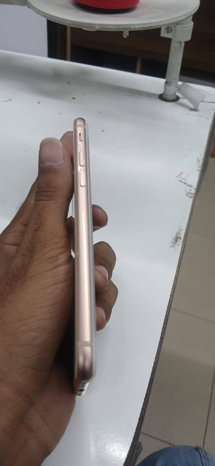 Apple iPhone 8 3