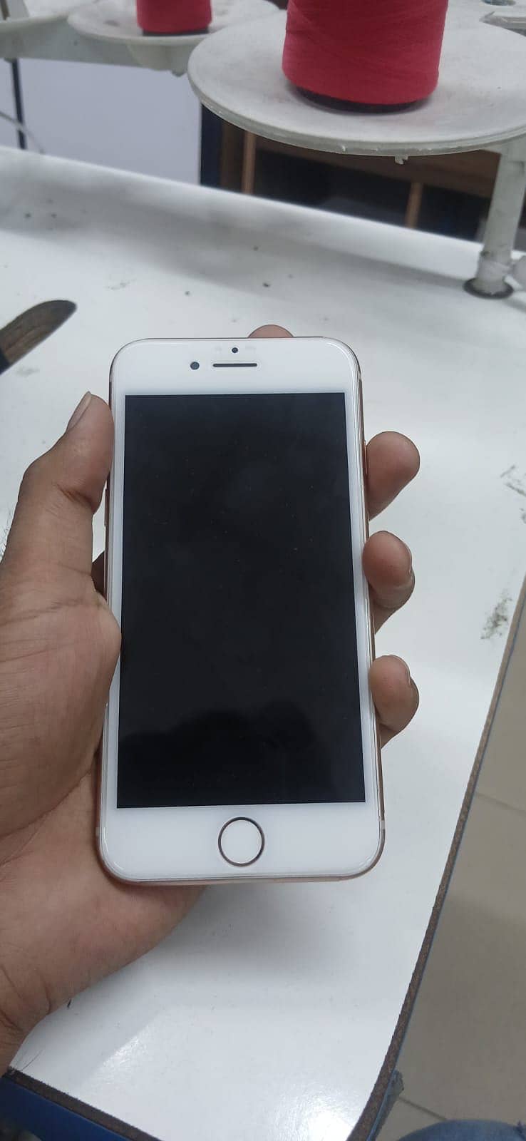 Apple iPhone 8 6