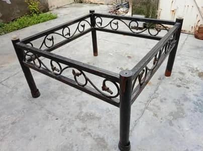 iron center  table
