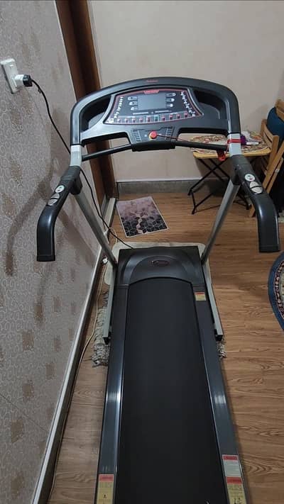 Apollo Treadmill ~ Full Size Electric in Brand New Condition