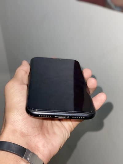 I Phone XR