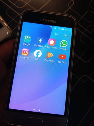 Samsung Galaxy J1