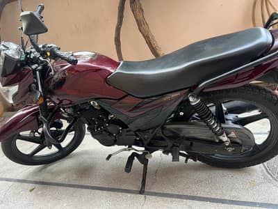 Suzuki GR 150 Maroon | 19,000 km | Mint Condition | Extras Installed