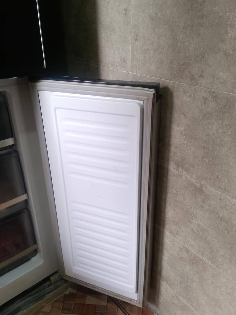 Refrigerator 2