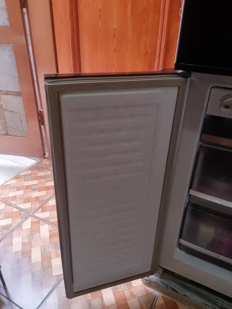 Refrigerator 3