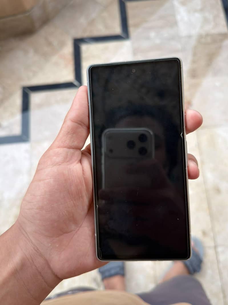 Google Pixel 7a 1
